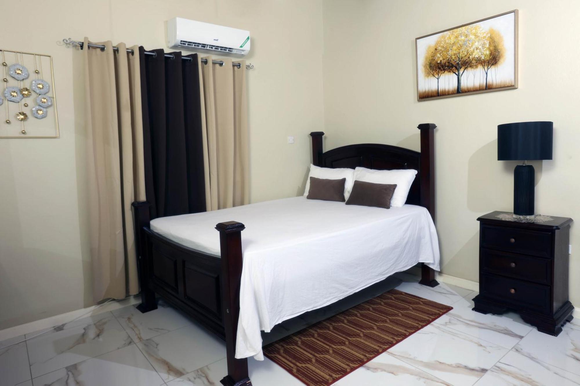 Spacious Luxury 3 Bed Rooms In Kingston Bagian luar foto